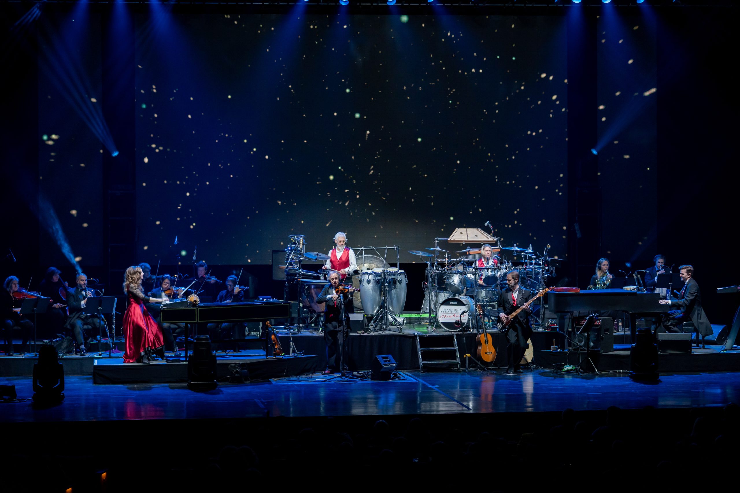 Mannheim Steamroller Christmas live in concert